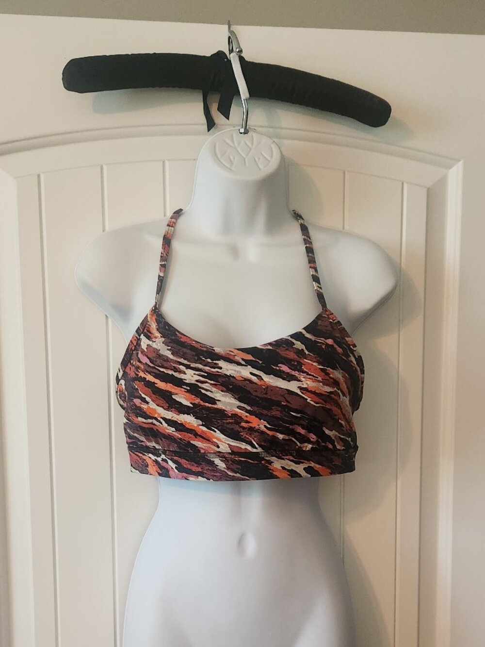 Lululemon Flow Y Nulu Bra